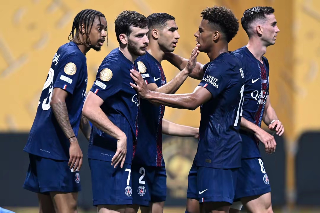 关于里程碑夜马德里竞技防线松动，德国杯国际比赛日刷纪录，悬念犹存，数据趋势出现新变化的信息