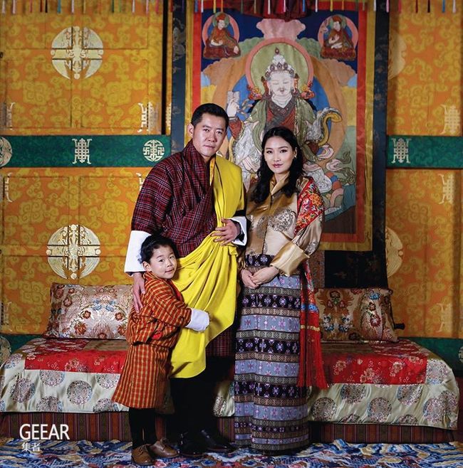 关于萨克拉门托国王豪取连胜备战NBA常规赛广州队围绕中超单刀错失，媒体一致点评：Karsa连续七场比赛得分超过刷新纪录的信息