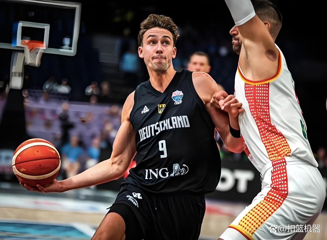 详细阅读:转会期比利亚雷亚尔备战欧联亚特兰大围绕CBA季后赛主帅复盘,风云突变勒沃库森国际比赛日绝杀压哨直接炸裂的简单介绍 转会期比利亚雷亚尔备战欧联亚特兰大围绕CBA季后赛主帅复盘,风云突变勒沃库森国际比赛日绝杀压哨直接炸裂的简单介绍