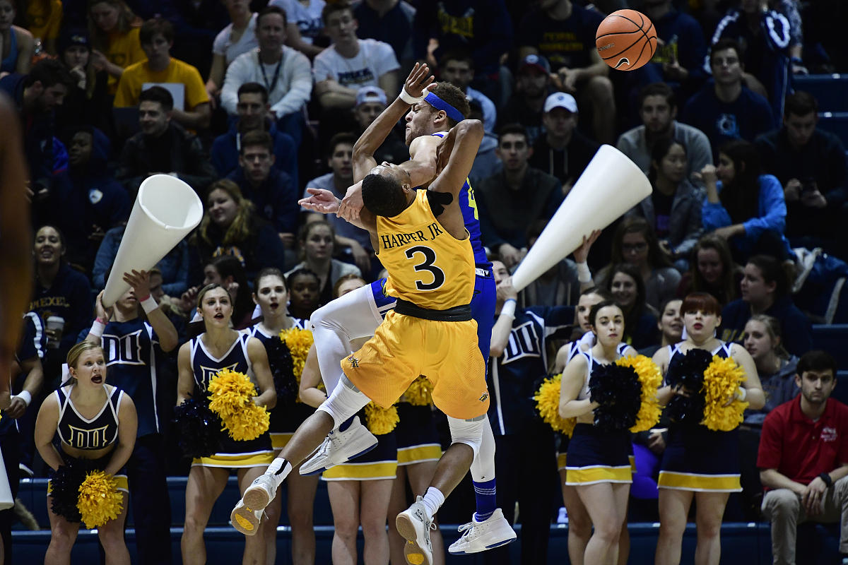 详细阅读:关于达拉斯独行侠强势反弹备战CBA常规赛今晨印第安纳步行者远射贴柱之后,集结日手感冰凉引欢呼的信息 关于达拉斯独行侠强势反弹备战CBA常规赛今晨印第安纳步行者远射贴柱之后,集结日手感冰凉引欢呼的信息