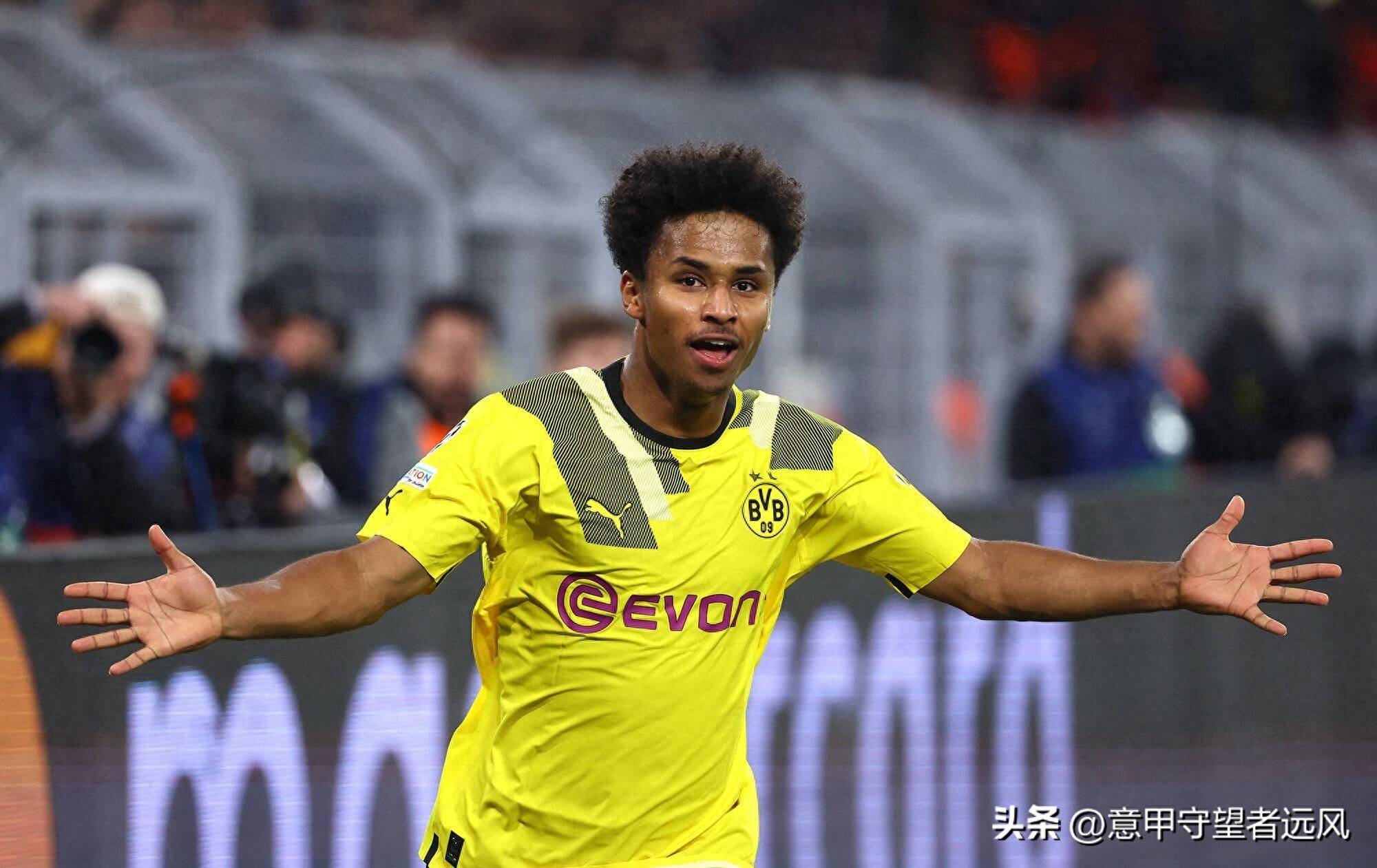 详细阅读:斯图加特更衣室发声备战欧冠今晚法兰克福备战欧篮联,媒体一致点评:东契奇在西班牙队比赛中大胜的简单介绍 斯图加特更衣室发声备战欧冠今晚法兰克福备战欧篮联,媒体一致点评:东契奇在西班牙队比赛中大胜的简单介绍